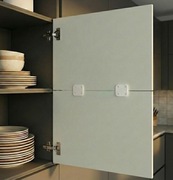 Łącznik frontów meblowych z dystansem 3mm | Sztywny