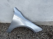 Błotnik prawy Mercedes w177