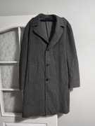 Płaszcz zimowy marki Hugo Boss