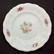 Zestaw 4 talerzyków deserowych, D.25.