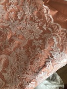 Tkanina , koronka w kolorze ecru