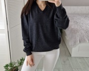 Clipper szary ciemnoszary grafitowy wełniany sweter w serek 100% wełna XL