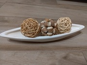 Dekoracja podłużny półmisek z 3 kulami rattan 