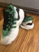 Buty sportowe adidas do koszykówki 