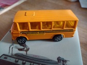 Autobus szkolny Mercedes Corgi Juniors z kolekcji 