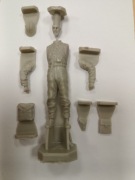 Polski pancerniak w kombinezonie i hełmie 1939 r. 1:35