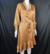 Sukienka Influence UK 8 panterka kopertowa elegancka
