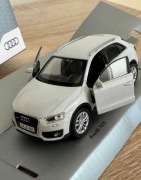 Model 1:38 miniatura Audi collection Audi Q3 Pullback Glacier White