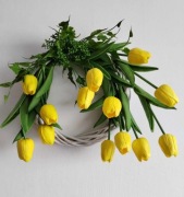 Stroik wianek dekoracja tulipany 