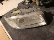 Lampa Audi A8 D2 99r Loft Prawy Przód Ksenon