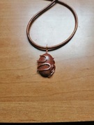 Naszyjnik, wisiorek, piasek pustyni, miedź. Rękodzieło.