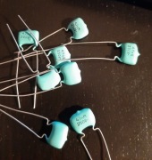 Kondensator MIFLEKS 2,2uK 1uM 47nM 220 nK 33 uK