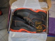 Buty robocze URGENT z podnoskiem 101/S1 SRC 44 Nowe