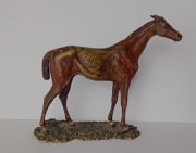 Figura konia, brąz wiedeński '' Geschutzt"