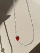 Wakacyjny naszyjnik korale masa perłowa szklana malina