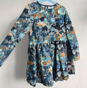 Sukienka z grubej dresówki OXOX 134-140 nasycony wzór (460)
