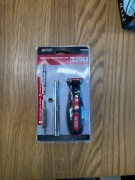 Wkrętak wielofunkcyjny