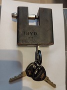 Zamek kłódka trzpieniowa antywłamaniowa IRYD marki LOB