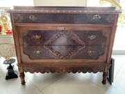 Antyczna komoda drewniana 