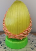 Jajko wielkanocne ze wstążki 
