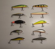 Woblery sandaczowe Gunki Salmo Pontoon 21 NW Bielik Rapala i inne 10 szt