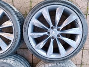 4x Felgi Koła Tesla S 21 Cali Oryginalne 265/35 R21 Michelin