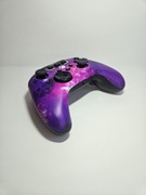 Kontroler Xbox – Edycja Galaxy Fiolet (Używany, Stan Bardzo Dobry)