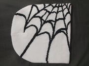 Czapka w stylu y2k z pajęczyną