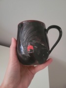 NG czarny kubek kakadu palmowa ptak red goth gothic spooky birds unikat