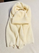 Komplet zimowy czapka i szal ręcznie robiony nowy