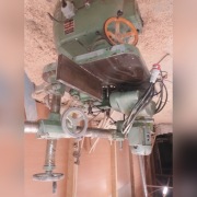 Frezarka do drzewa baurele z posuwem ,transport