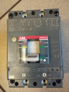 ABB Rozłącznik 160A  50A   SACE XT2N plus rączka