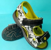 Sandały letnie buty dla dziecka  5/6 lat  rozm  31  19.5/20cm 