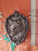 wilk, 130x100 mm, miedziana płaskorzeźba