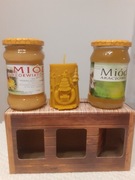 2 słoiczki miodu + świeca woskowa Zestaw na prezent 