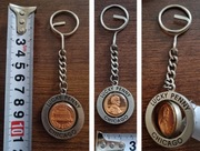 1 cent USA (lucky penny - szczęśliwa moneta) - brelok obrotowy Chicago.