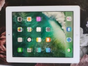 IPad 4 32Gb stan bardzo dobry bez rys. Bateria 95%