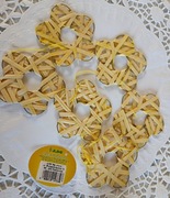 Dekoracje kwiatki kremowe