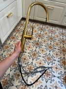 Wysoki kran (złoty) jak nowy!