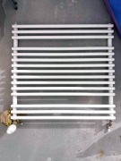 Grzejnik łazienkowy drabinkowy Purmo Santorini (SAN 07 07) 750x714