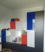 Zestaw regałów z półkami 