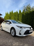 Toyota Corolla Sedan 1.8 Hybrid 2021 – Salon PL – 98 863 km – 1 właściciel 