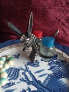 Przyprawnik solniczka i pieprzniczka osiołek kabaret Walter Bosse vintage