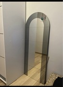 Duże lustro uszkodzone