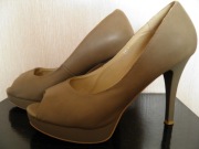 H&M damskie szpilki z otwartym noskiem 39