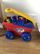 Klocki Mega Bloks wiaderko na kółkach 