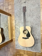 Sprzedam gitarę Yamaha F310 wraz z pokrowcem 