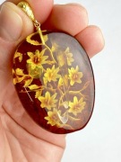 Bursztyn naturalny z owadem, srebro 925, zawieszka artystyczna