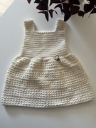Sukienka dla dziewczynki wykonana na szydełku handmade