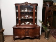 Śliczna orzechowa witryna serwantka  antyk 688/2025 